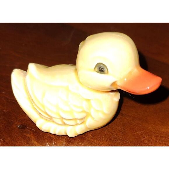 Vintage Tiny Goebel Duckling Figurine West Germany 2.5" Yellow Farm Country - Picture 2 of 6